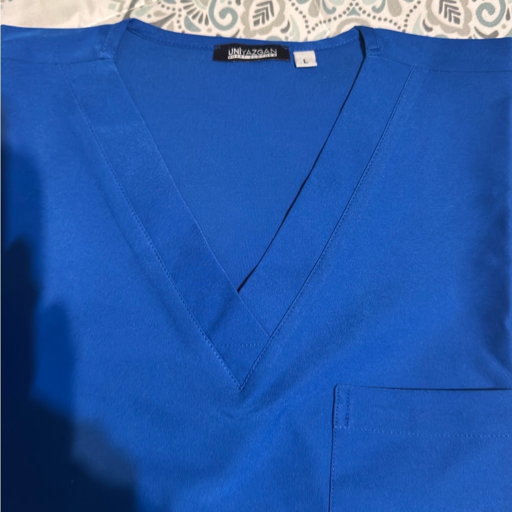 UNIZAGAN Royal Blue V-Neck Top and Pants (Scrubs)